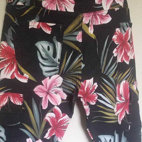 Black Jeans with Floral Print and Zippered Inseam - Picture 5 of 5